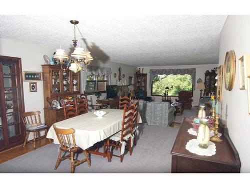 252054 Township Road 234 ( Glenmore Trail), Rural Wheatland County, AB - Indoor Photo Showing Dining Room