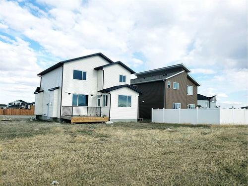 1409 Aldrich Place, Carstairs, AB 