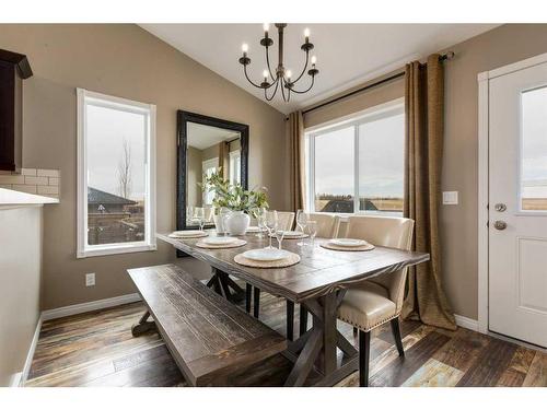 667 West Highland Crescent, Carstairs, AB - Indoor Photo Showing Dining Room
