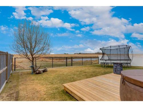 667 West Highland Crescent, Carstairs, AB - Outdoor
