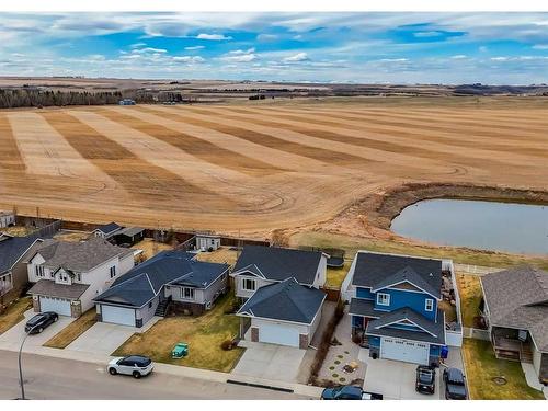 667 West Highland Crescent, Carstairs, AB - Outdoor With View