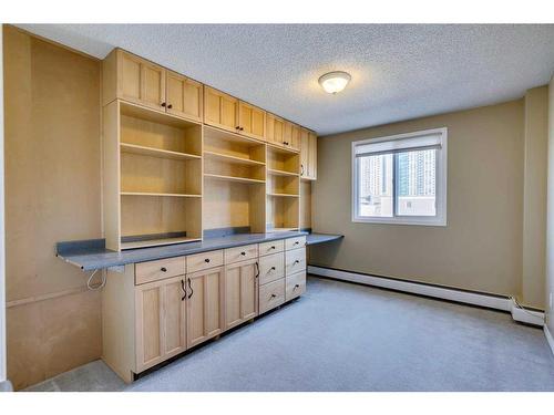 414-1040 15 Avenue Sw, Calgary, AB - Indoor Photo Showing Other Room