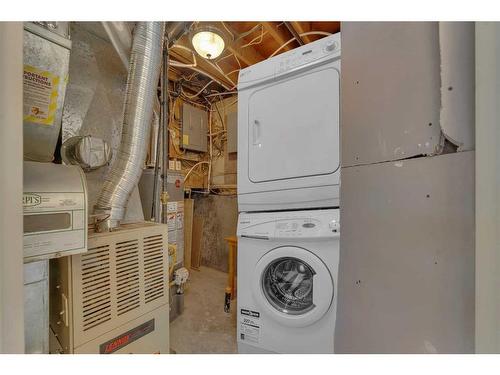 1344 Pennsburg Road Se, Calgary, AB - Indoor Photo Showing Laundry Room