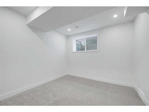 6423 Bow Crescent Nw, Calgary, AB - Indoor With Storage