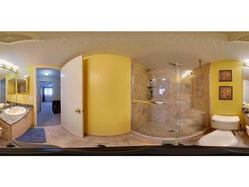 4214-4975 130 Avenue Se, Calgary, AB - Indoor Photo Showing Bathroom
