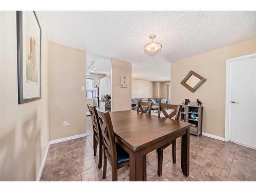 307-718 12 Avenue Sw, Calgary, AB - Indoor Photo Showing Dining Room