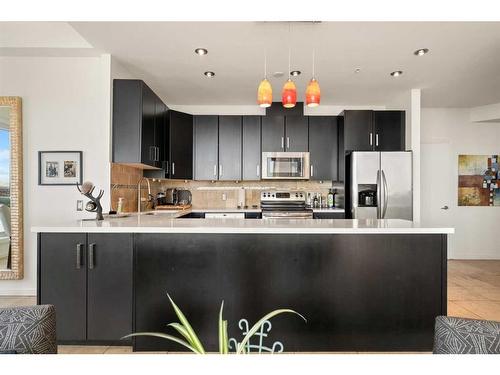 2306-1410 1 Street Se, Calgary, AB - Indoor Photo Showing Kitchen With Upgraded Kitchen
