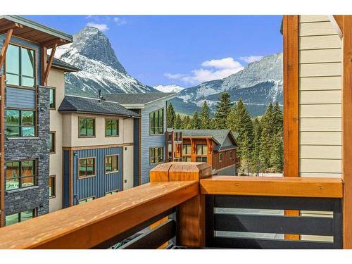 303-905 Spring Creek Drive, Canmore, AB - Outdoor With Exterior