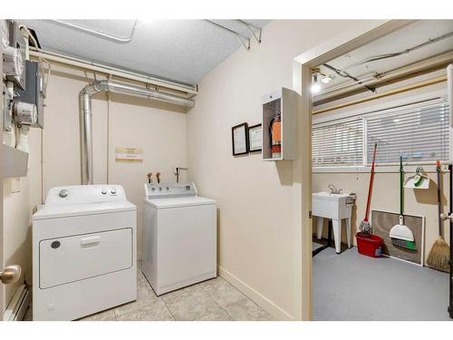 6131 Bowness Road Nw, Calgary, AB - Indoor Photo Showing Laundry Room