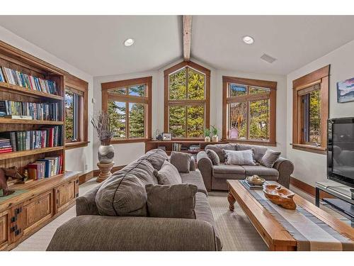 23 Juniper Ridge, Canmore, AB - Indoor Photo Showing Living Room