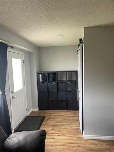 1-717 1 Street Sw, High River, AB - Indoor Photo Showing Other Room