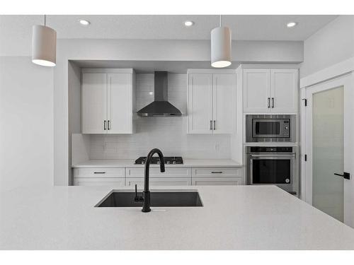 168 Arbour Lake Hill Nw, Calgary, AB - Indoor Photo Showing Kitchen With Upgraded Kitchen