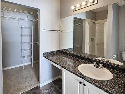 414-345 Rocky Vista Park Nw, Calgary, AB - Indoor Photo Showing Bathroom