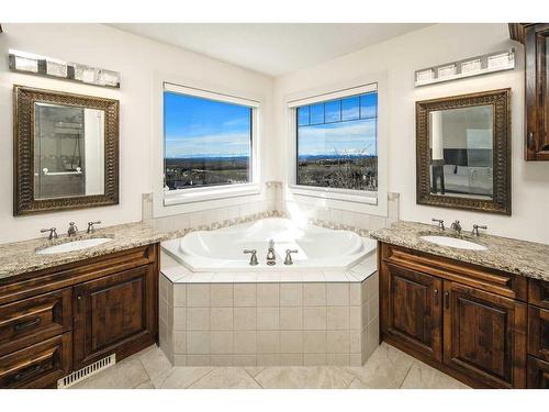 222 Tremblant Place Sw, Calgary, AB - Indoor Photo Showing Bathroom