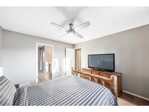 55 Copperfield Common Se, Calgary, AB - Indoor Photo Showing Bedroom