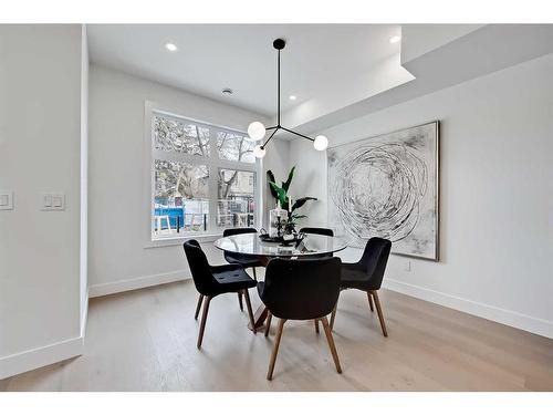 1407 10 Avenue Se, Calgary, AB - Indoor Photo Showing Dining Room