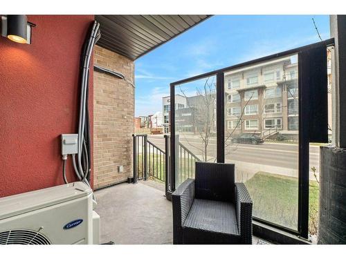 101-611 Edmonton Trail Ne, Calgary, AB - Outdoor With Balcony With Exterior