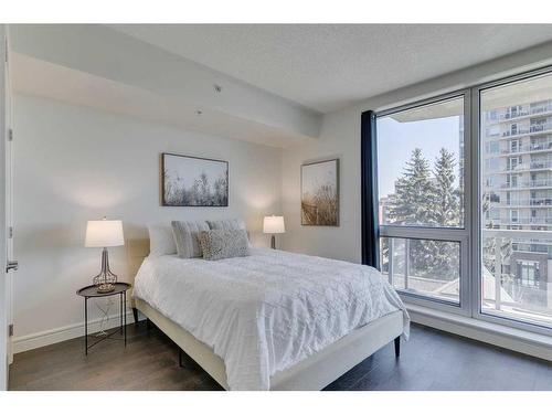 501-817 15 Avenue Sw, Calgary, AB - Indoor Photo Showing Bedroom