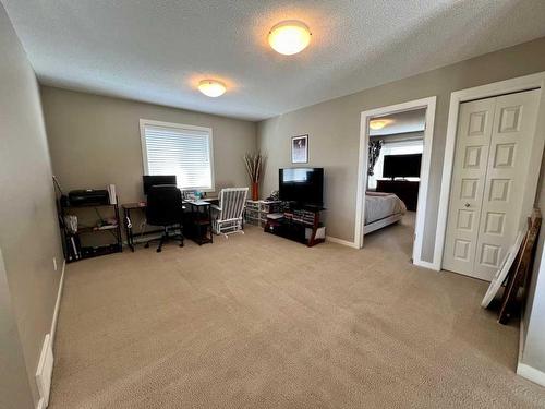 1603 Monteith Drive Se, High River, AB - Indoor