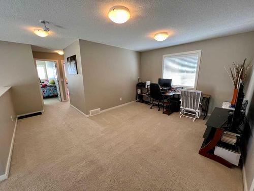 1603 Monteith Drive Se, High River, AB - Indoor