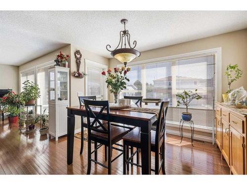 404 Rainbow Falls Way, Chestermere, AB - Indoor Photo Showing Dining Room