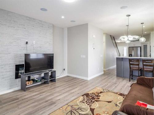 100 Tarington Place Ne, Calgary, AB - Indoor Photo Showing Living Room