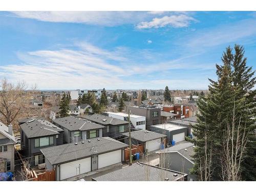 2203 30 Avenue Sw, Calgary, AB - Outdoor With View