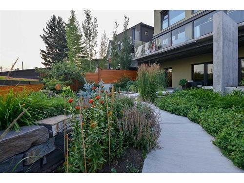 2203 30 Avenue Sw, Calgary, AB - Outdoor With Deck Patio Veranda
