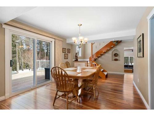 51130 Township Road 232 Road, Bragg Creek, AB - Indoor Photo Showing Dining Room