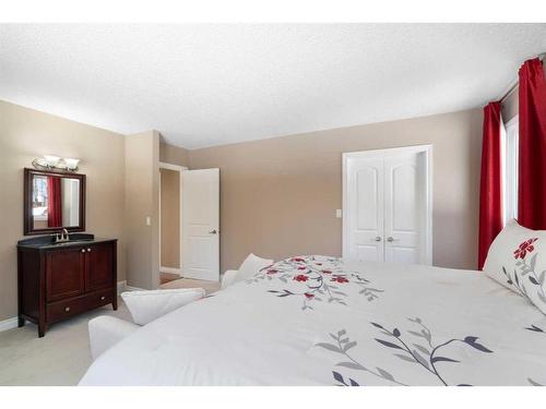 51130 Township Road 232 Road, Bragg Creek, AB - Indoor Photo Showing Bedroom