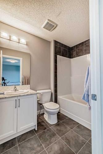 1461 Legacy Circle Se, Calgary, AB - Indoor Photo Showing Bathroom