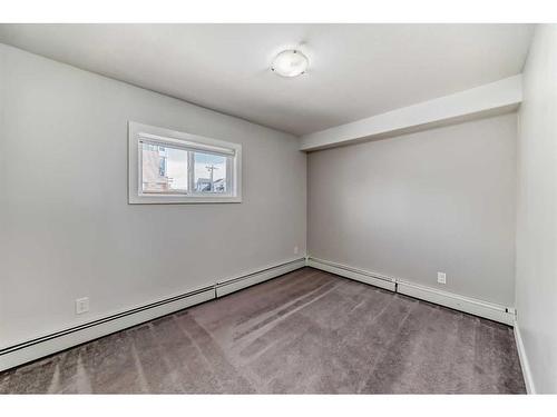 3-2104 17 Street Sw, Calgary, AB - Indoor Photo Showing Other Room