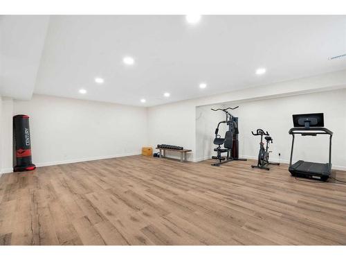 333 Mckenzie Towne Drive Se, Calgary, AB - Indoor Photo Showing Gym Room