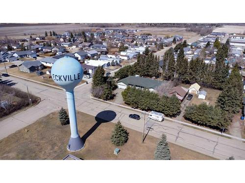 5215 55 Avenue, Eckville, AB - Outdoor With View