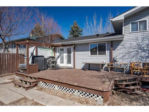 7235 Range Drive Nw, Calgary, AB - Outdoor With Deck Patio Veranda