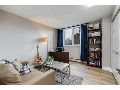 405-225 25 Avenue Sw, Calgary, AB - Indoor Photo Showing Other Room