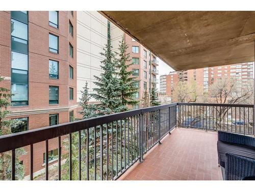 405-225 25 Avenue Sw, Calgary, AB - Outdoor With Balcony With Exterior