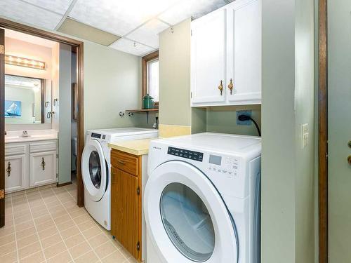 5861 Dalcastle Drive Nw, Calgary, AB - Indoor Photo Showing Laundry Room