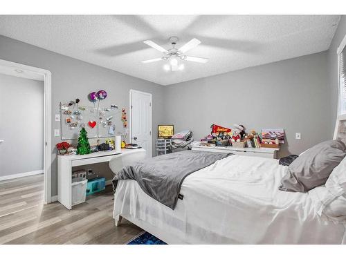 106 San Diego Manor Ne, Calgary, AB - Indoor Photo Showing Bedroom