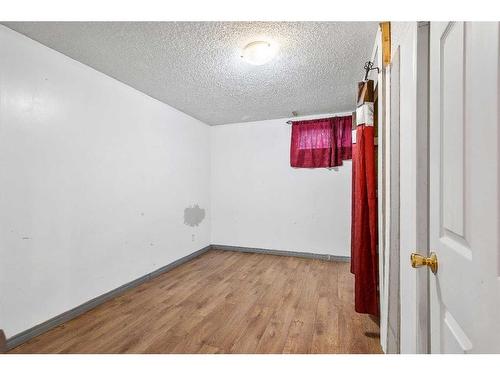 106 San Diego Manor Ne, Calgary, AB - Indoor Photo Showing Other Room