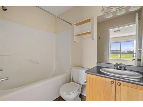 161 Tuscany Court Nw, Calgary, AB - Indoor Photo Showing Bathroom