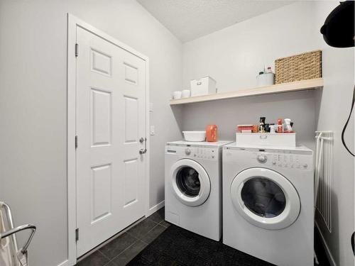 540 Auburn Bay Drive Se, Calgary, AB - Indoor Photo Showing Laundry Room