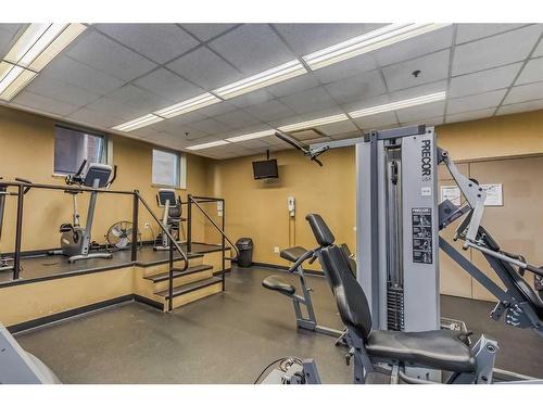 2500-817 15 Avenue Sw, Calgary, AB - Indoor Photo Showing Gym Room