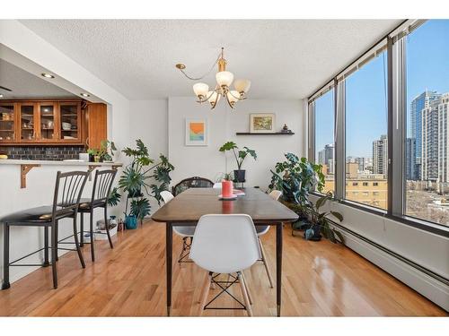 904-1020 14 Avenue Sw, Calgary, AB - Indoor Photo Showing Dining Room