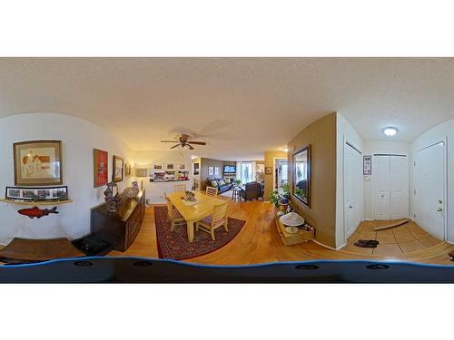 2110-2000 Millrise Point Sw, Calgary, AB - Indoor Photo Showing Other Room