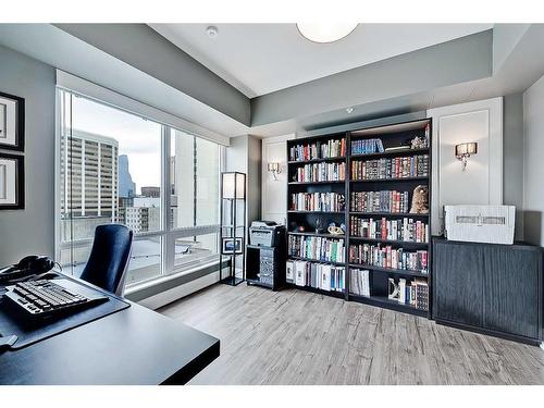 2306-930 6 Avenue Sw, Calgary, AB - Indoor Photo Showing Office