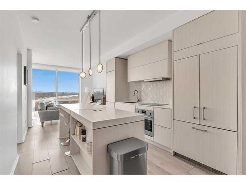 508-615 6 Avenue Se, Calgary, AB - Indoor Photo Showing Kitchen With Upgraded Kitchen