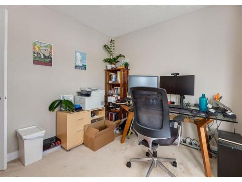 92 Tuscany Springs Way Nw, Calgary, AB - Indoor Photo Showing Office