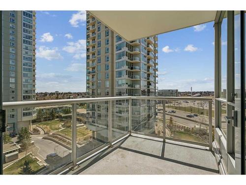703-55 Spruce Place Sw, Calgary, AB - Outdoor With Balcony