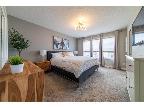 186 Chaparral Valley Way Se, Calgary, AB - Indoor Photo Showing Bedroom
